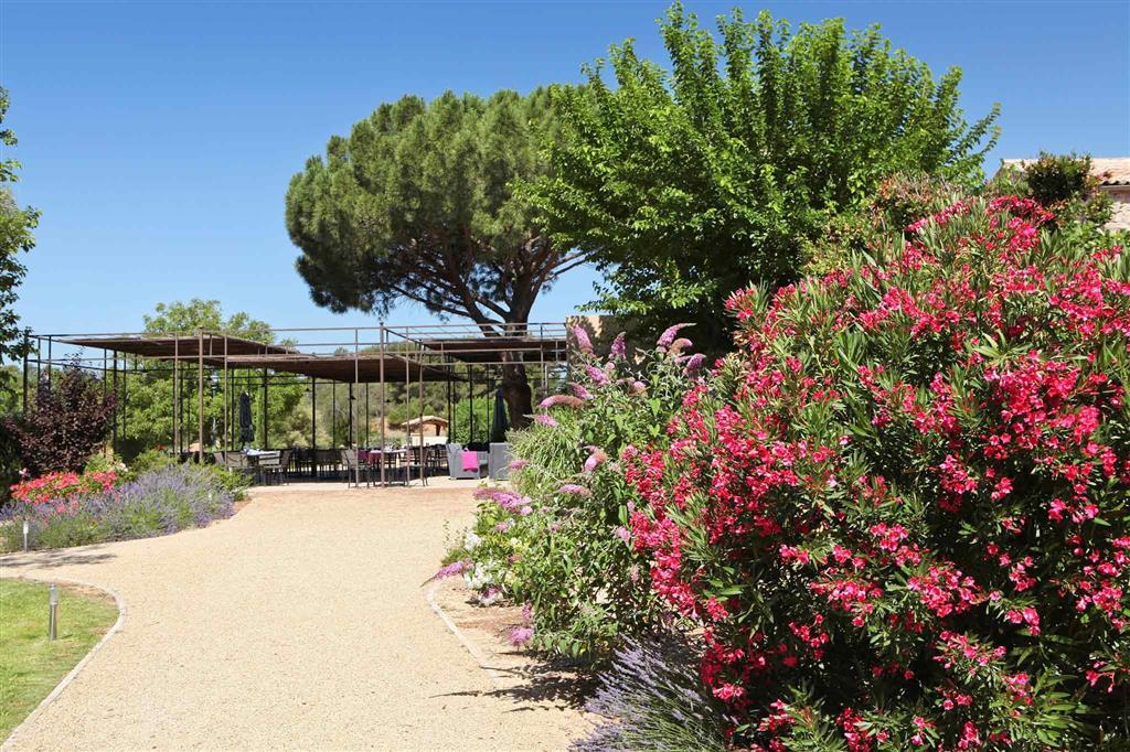 Mercure Aix-En-Provence Sainte-Victoire Châteauneuf-le-Rouge Exterior foto