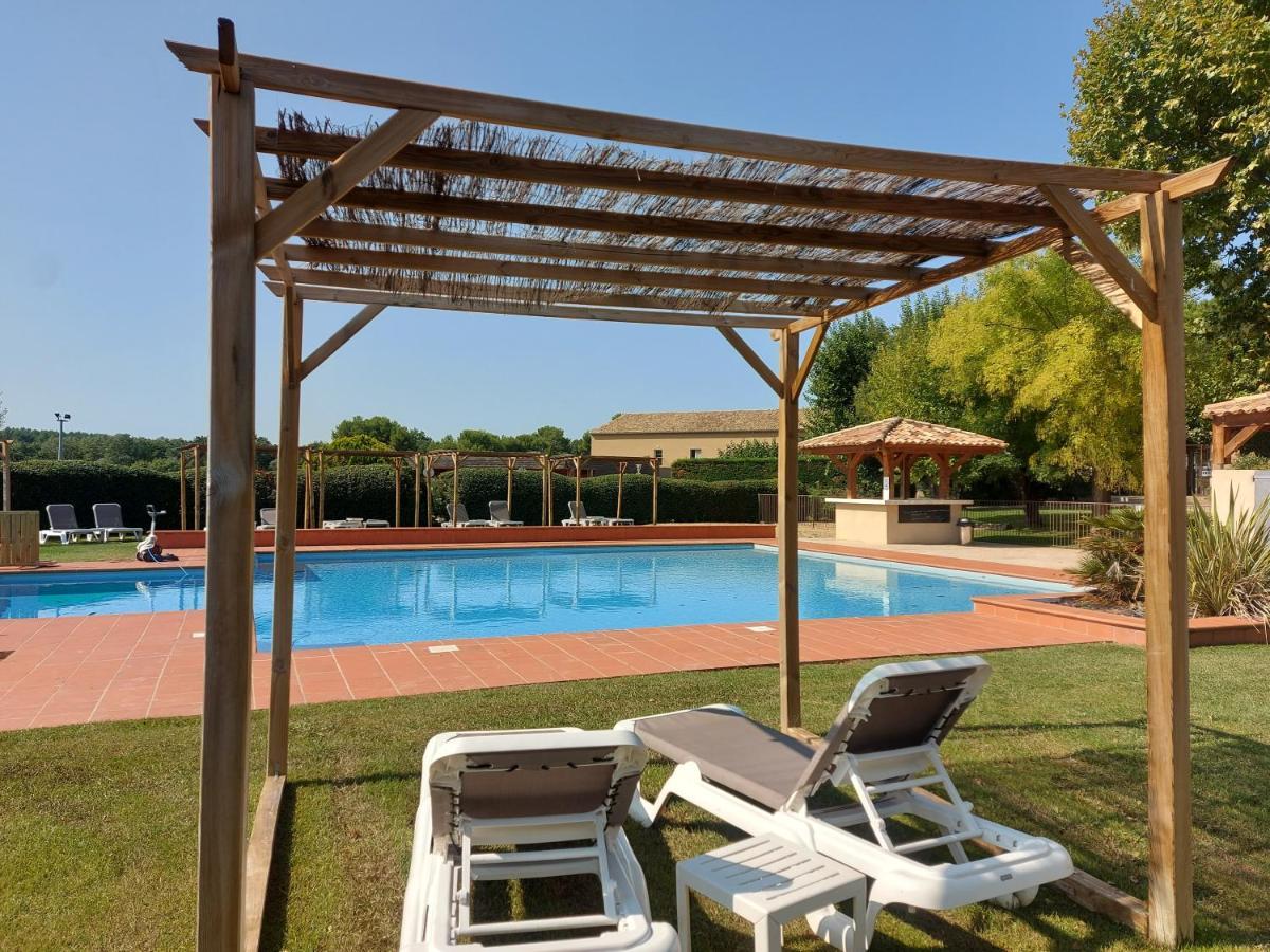 Mercure Aix-En-Provence Sainte-Victoire Châteauneuf-le-Rouge Exterior foto