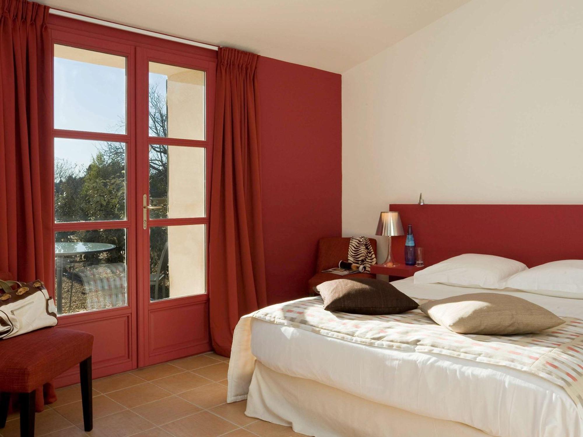 Mercure Aix-En-Provence Sainte-Victoire Châteauneuf-le-Rouge Exterior foto